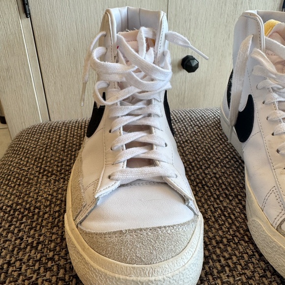 Nike Womens Blazer Mid 77 - Picture 4 of 10